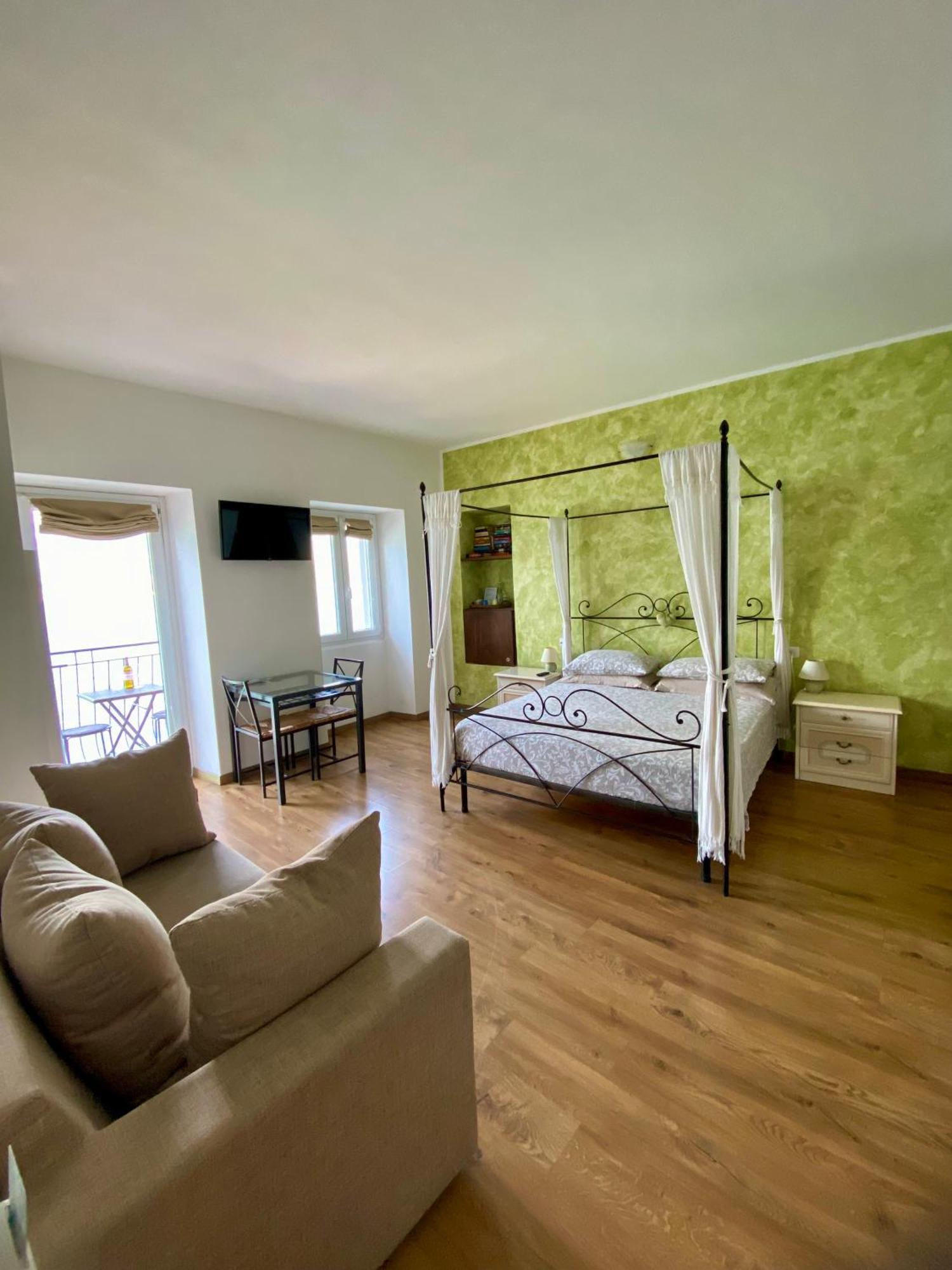 B&B Nest On The Lake Лецено Екстериор снимка
